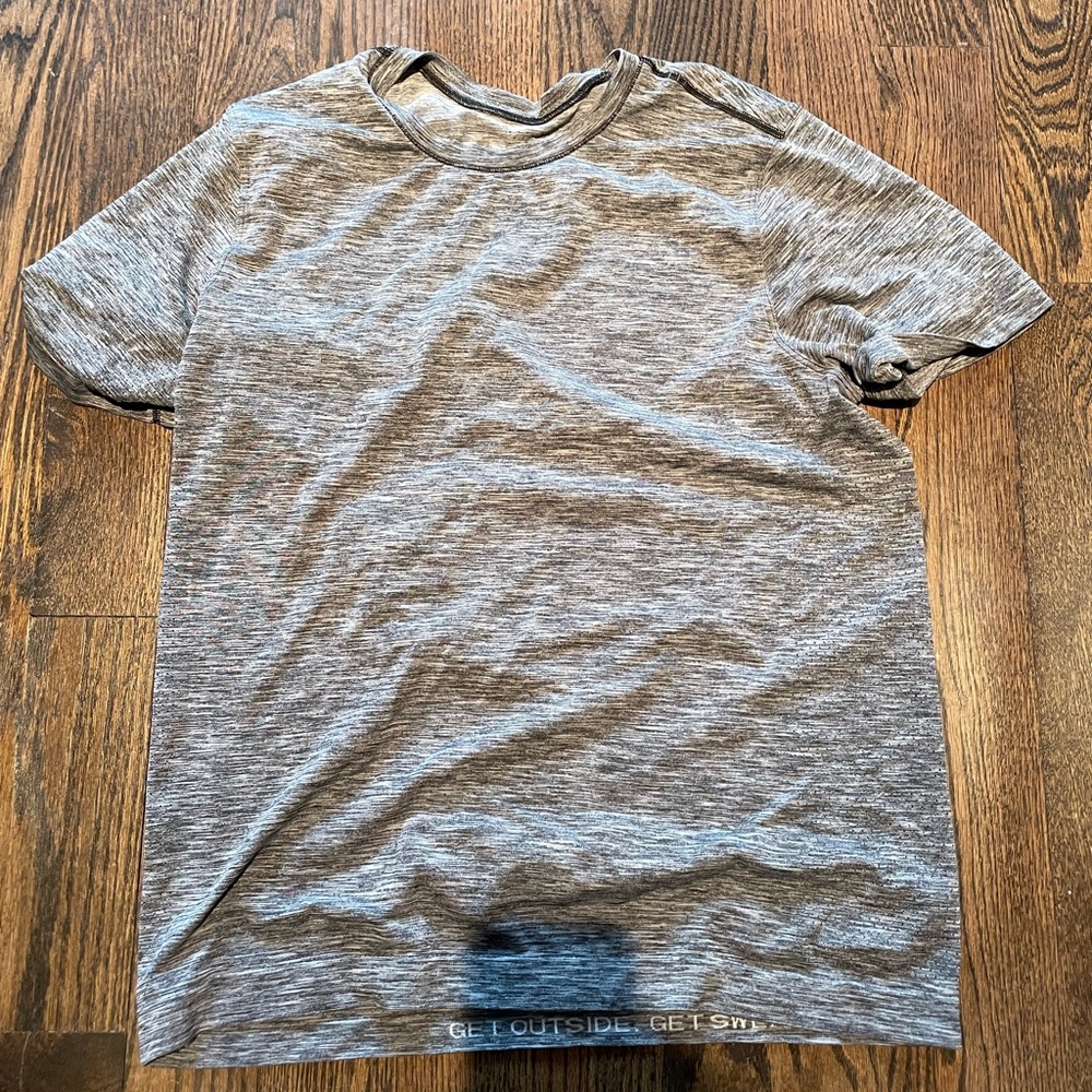 Lululemon vent tank